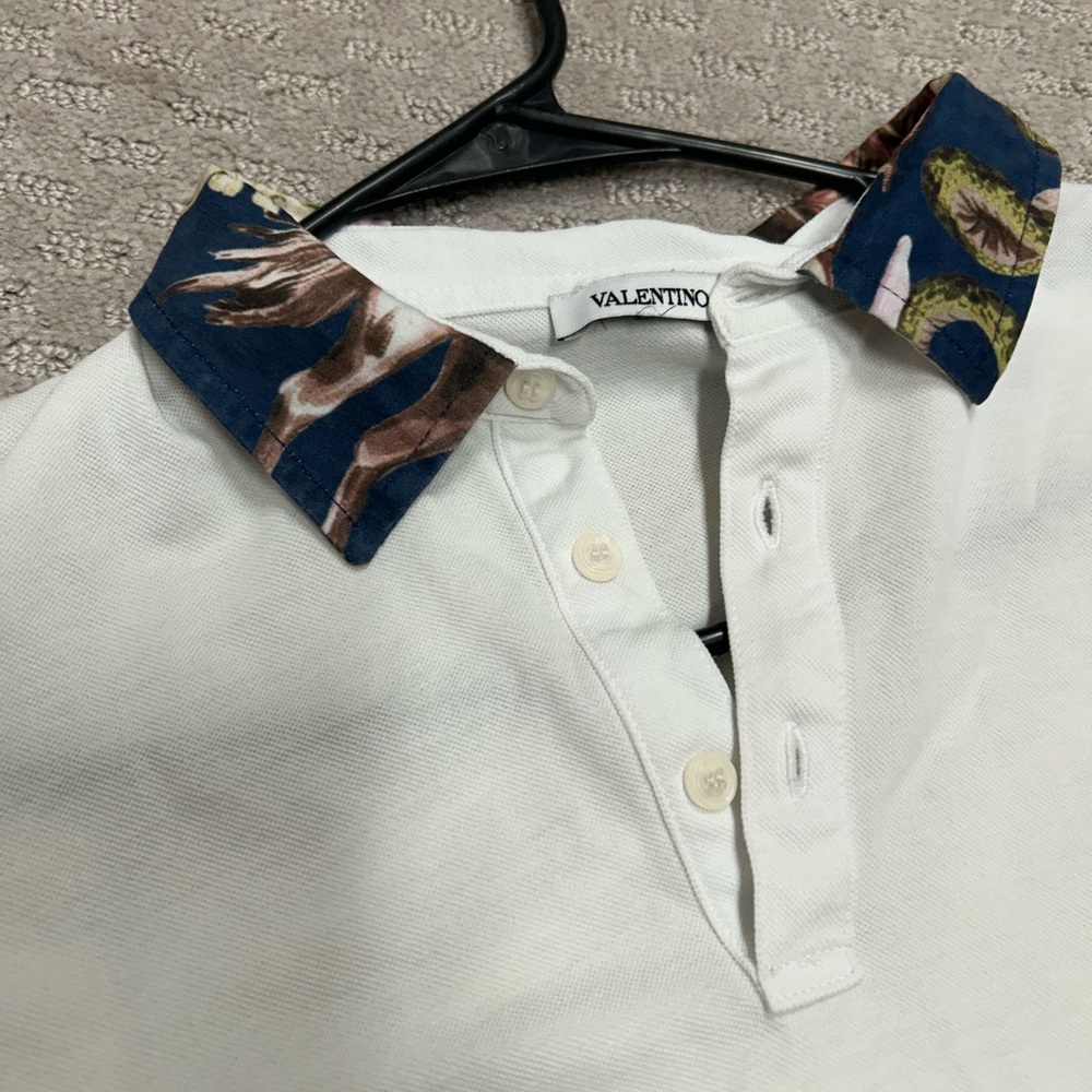 Valentino men shirt, used two times like new